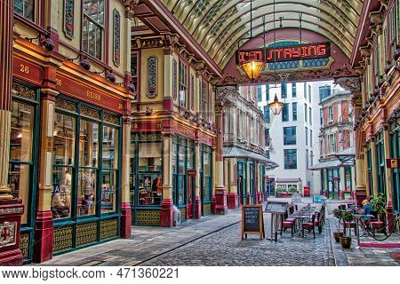 London, Uk - July 13, 2019: Cafe Tables In Leadenhall Market In The City Of London. Leadenhall Marke