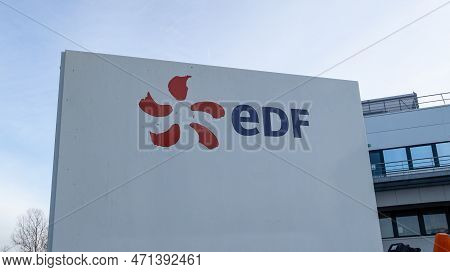Bordeaux , Aquitaine  France - 02 22 2023 : Edf Sign Logo And Brand Text On Panel Of French Multinat