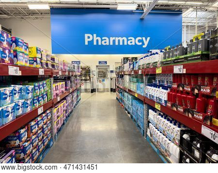 Novi, Michigan, Usa - Feb 3 2023 : Pharmacy Sign Hung In Sams Club Store
