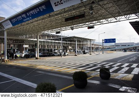 Exterior Architecture Building Of Gimhae International Airport For Korean People And Foreign Travele