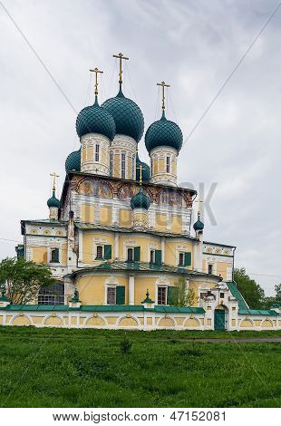 Cattedrale di Resurrezione, Tutayev