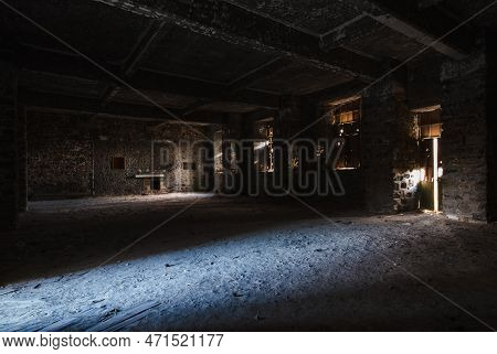 Empty Abandoned Creepy Desertedroom With Bright Sun Lights Entering The Windows