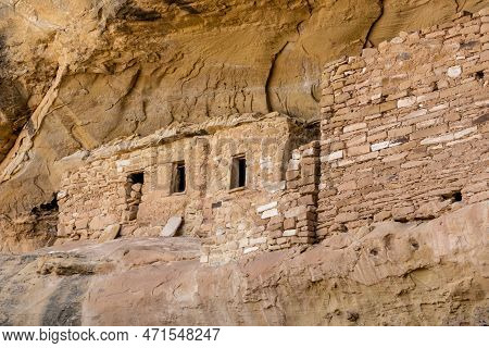 Walls Connected The Ground And Cliff Ceiling In Miug House Cliff Dwelling In Mesa Verde National Par