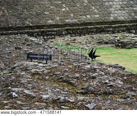 London - England, Uk - August 10, 2018: The Tower Of London. Base Of Coldharbour Gate 1240 With A Be
