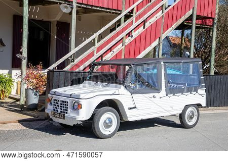 Bordeaux , Aquitaine  France - 02 20 2023 : Citroen White Mehari Beach French Buggy From France Retr