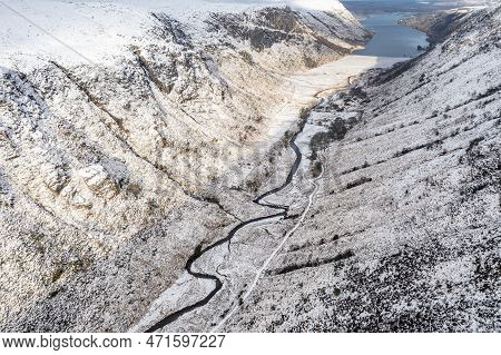 The Snow Covered Glenveagh Mountains And Glen In County Donegal - Republic Of Ireland