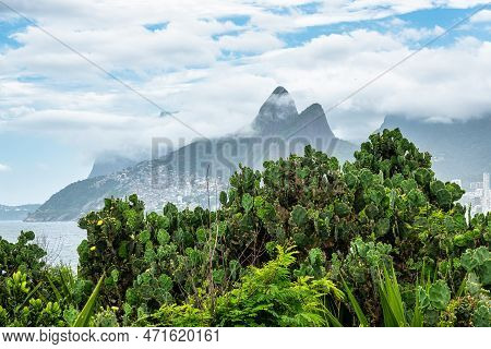 Arpoador Beach, Devil's Beach, Ipanema District Of Rio De Janeiro Brazil, South America. Dos Hermano