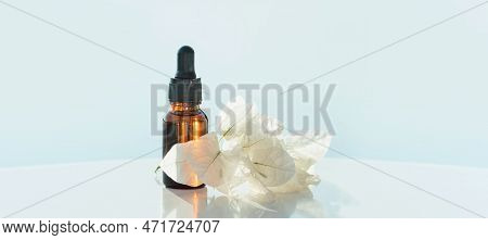 Natural Medicine Or Essential Aroma Oil Or Beauty Essence Amber Glass Vial With Dropper With White F
