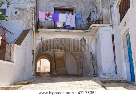 Vicolo in Ceglie Messapica. Puglia. Italia meridionale.