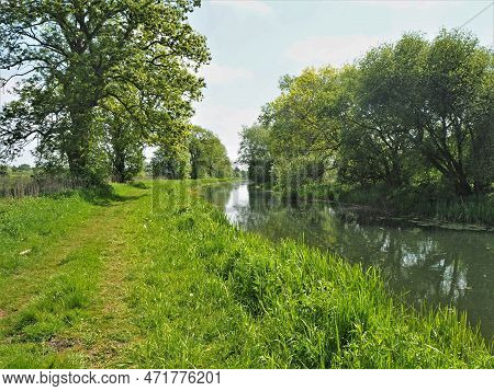 Footpath Beside The Pocklington Canal, East Yorkshire, England