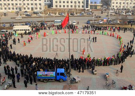 Audiences Around Watching Yangko Dance Performance