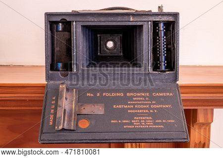 Number 2 Folding Brownie Camera Model A
