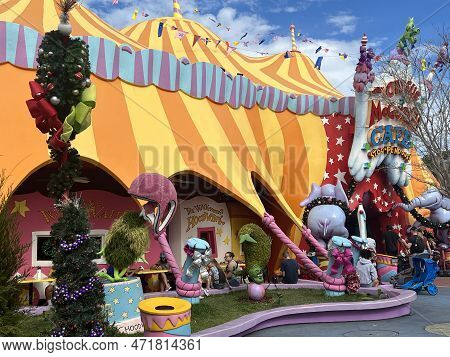 Orlando Fl - Dec 30: Circus Mcgurkus Cafe Stoo-pendous At Universal Islands Of Adventure In Orlando,