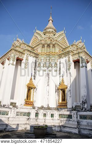 Magnificent Exteriors Of Phra Mondop In Wat Pho, Bangkok. This Scripture Hall Has Its Own Library Fi