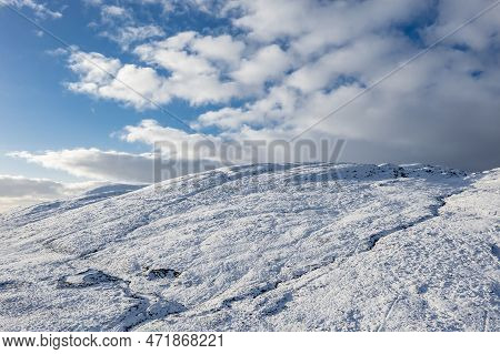 The Snow Covered Glenveagh Mountains And Glen In County Donegal - Republic Of Ireland