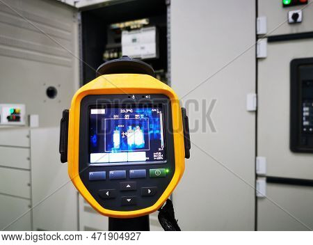 Thermal Imaging Inspection Of Electrical Equipment In Electrical Room, Pdm(predictive Maintenance) F