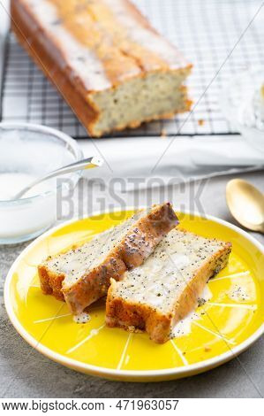 Lemon Poppy Cake With Sugar Sweet Icing, Emon Pound Cake Loaf