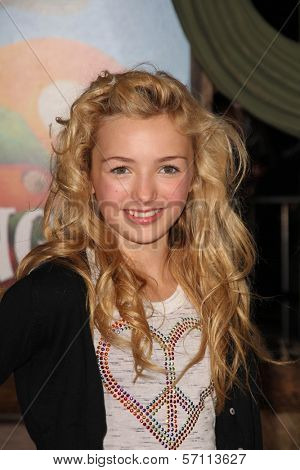 Peyton List at the 