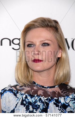 Kirsten Dunst  at the 2011 Art Of Elysium 