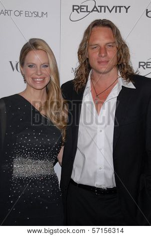 Kristin Bauer, Abri van Straten at the 2011 Art Of Elysium 