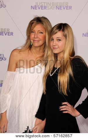 Heather Locklear and Eva Sambora  at the 