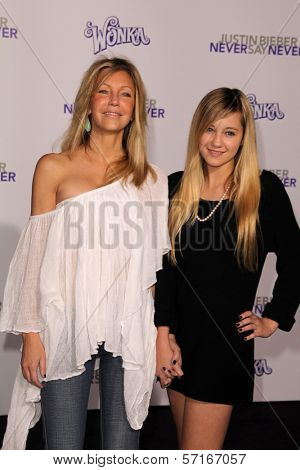 Heather Locklear and Eva Sambora at the 