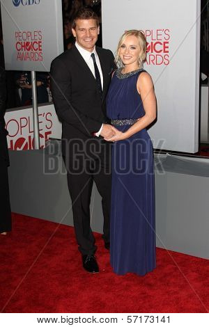 David Boreanaz, Jaime Bergman at the 2012 People's Choice Awards Arrivals, Nokia Theatre. Los Angeles, CA 01-11-12