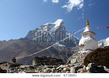 Buddhist Stupa (2)