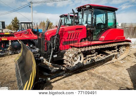 Plow tractor demonstration of Belarus production