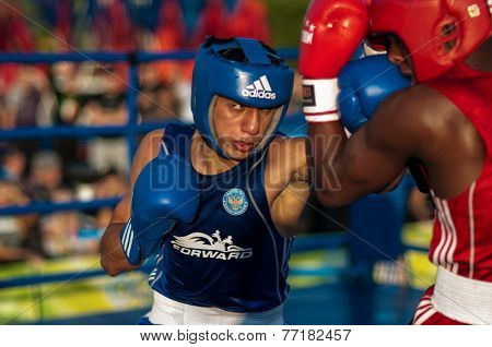 Fight Boxers