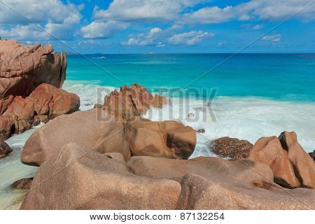 Magnificent Seychelles LaDigue Stones 