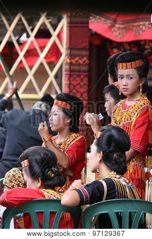 Group Of Indonesian Girl