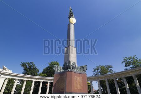 Vienna, Red Army Monument