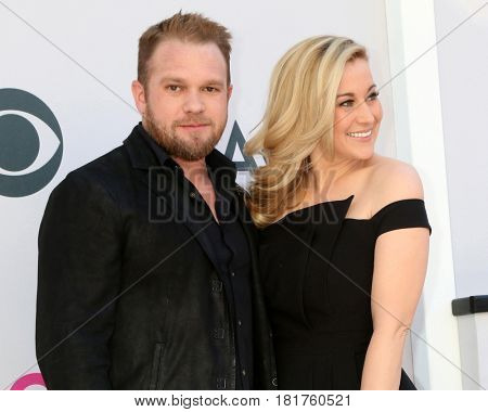 LAS VEGAS - APR 2:  Kellie Pickler at the Academy of Country Music Awards 2017 at T-Mobile Arena on April 2, 2017 in Las Vegas, NV