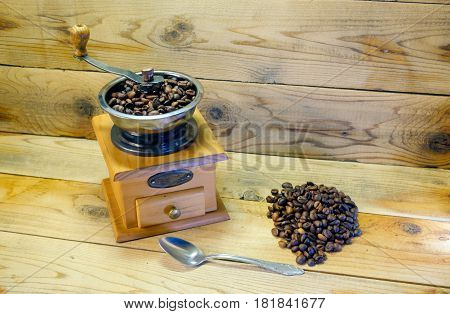Manual Wooden Coffee Grinder With Coffee Beans