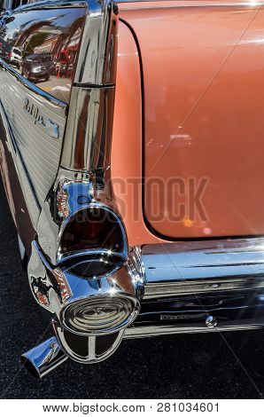 Saco, Maine - July 30: Old American Car In A Annual Exhibition On July 27, 2011 In Saco Me. The Exhi