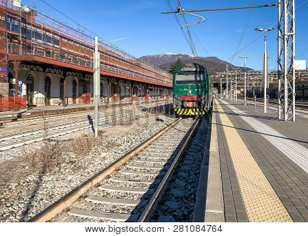Luino, Varese, Italy - January 28, 2019: Trenord Locomotive At Luino Railway Station, Is A Border Ra