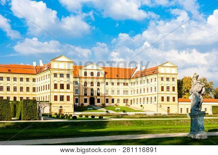 Chateau Jarom??ice nad Rokytnou