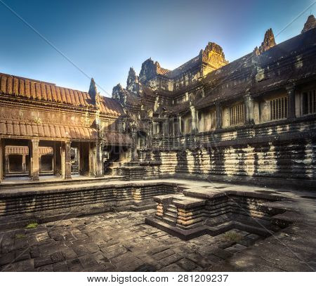 Pool at the hall of thousands Buddhas in Angkor Wat. Siem Reap. Cambodia. 