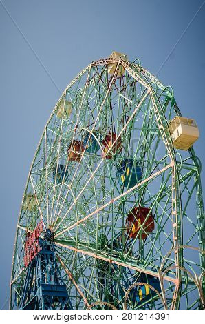 May 10 2018 - Brooklyn New York: Negative Space View Of Wonder Wheel Ferris Wheel In Luna Park In Co