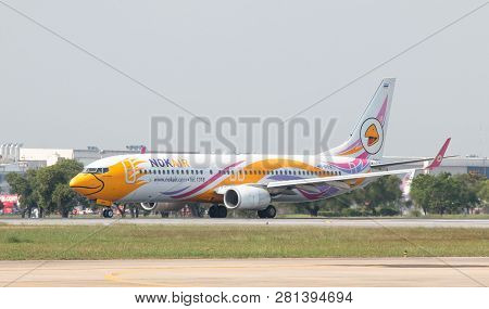Bangkok, Thailand - January 12 , 2019 : Nokair Airlines Aircraft (nok Tawan) Hs-dbx Taking Off At Do