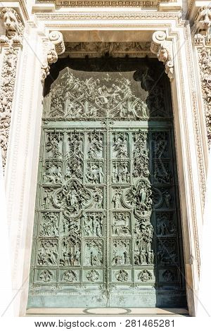 Beautiful Catholic Church Duomo Di Milano From Italy