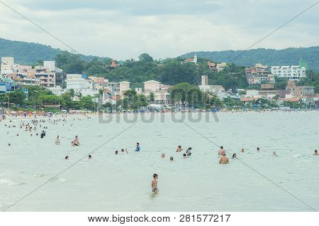 Bombinhas - Sc, Brazil - December 21, 2018: View Of Praia De Bombinhas Beach On A Sunny Day. Season 