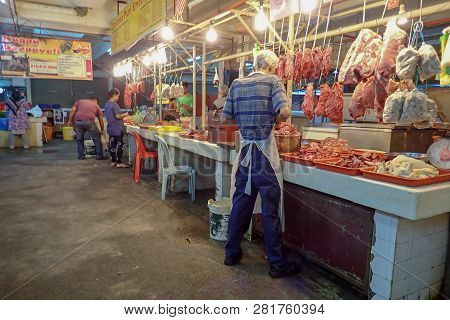 Perak, Malaysia - January 28,2019 : View Of Ipoh Wet Market  And Unidentified Customers In Perak, Ma