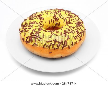 Vanille glasiert Krapfen Kakao Aktuelles isoliert auf weißem Hintergrund.