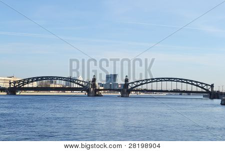 BrÃ¼cke peter der groÃŸe. St.Petersburg