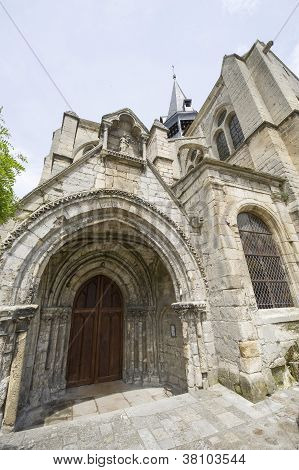 Mello (picardie) - kirken