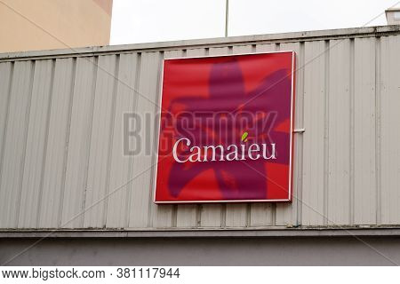 Bordeaux , Aquitaine / France - 08 10 2020 : Camaieu Logo And Sign Text Front Of Building Store Cama