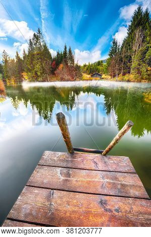 Marvelous View Of Wagenbruchsee (geroldsee) Lake With Karwendelspitze Mountain Range On Background. 