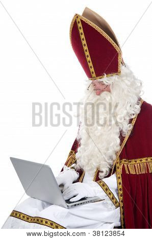 Sinterklaas za pomocą laptopa